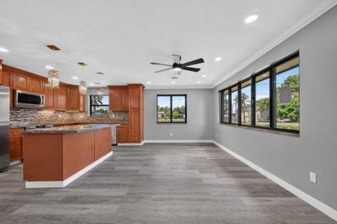 24 NW Avenue I, Belle Glade FL - photo 10 of 27