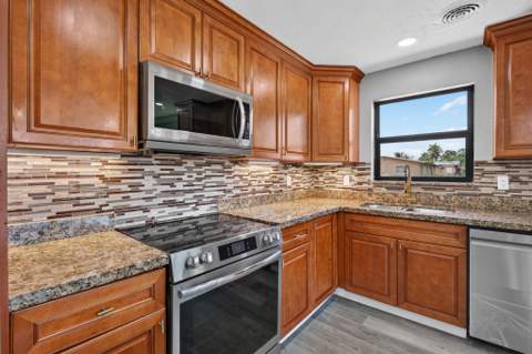 24 NW Avenue I, Belle Glade FL - photo 14 of 27