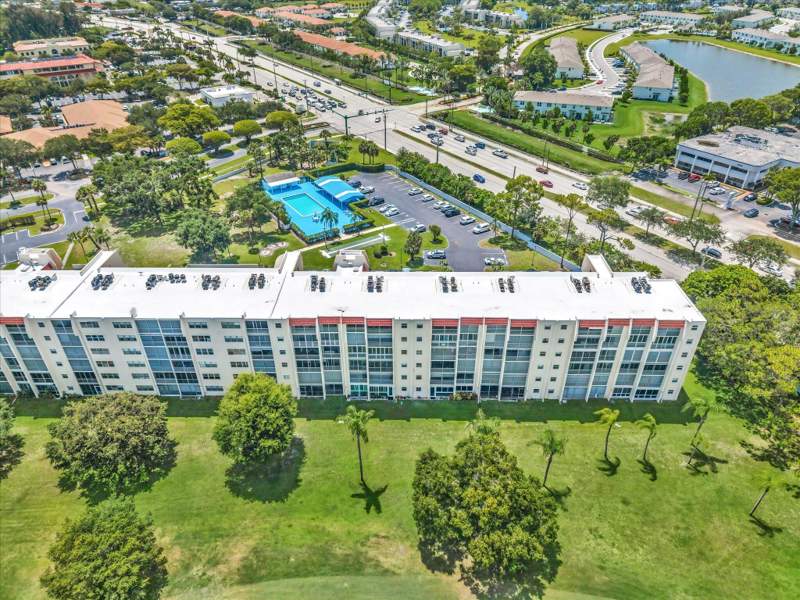 2 bedroom Condominium at 3959 Via Poinciana #104, Poinciana Place Condo 1,2,8 And 9, Lake Worth — photo 5