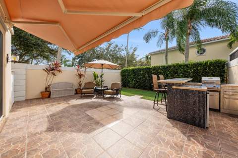 477 Capistrano Drive, Palm Beach Gardens FL - photo 19 of 23