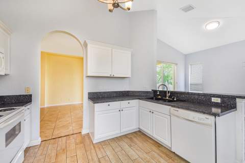 5544 Spanish River Road, Fort Pierce FL - photo 9 of 31