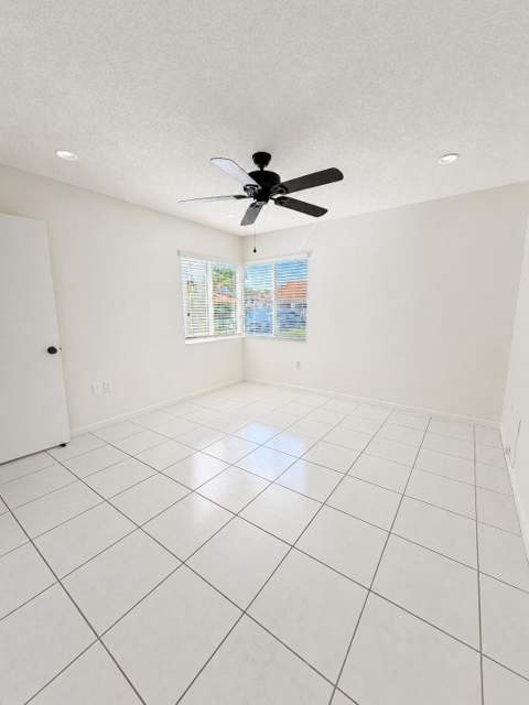 6356 Pointe Pleasant Circle, Delray Beach FL - photo 16 of 39
