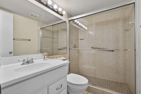 181 Bedford G, West Palm Beach FL - photo 17 of 40