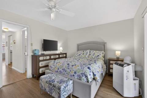 181 Bedford G, West Palm Beach FL - photo 15 of 40