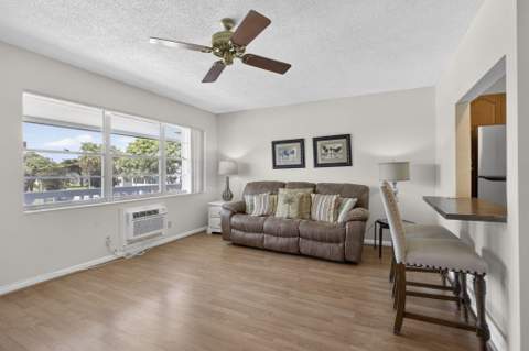 181 Bedford G, West Palm Beach FL - photo 8 of 40