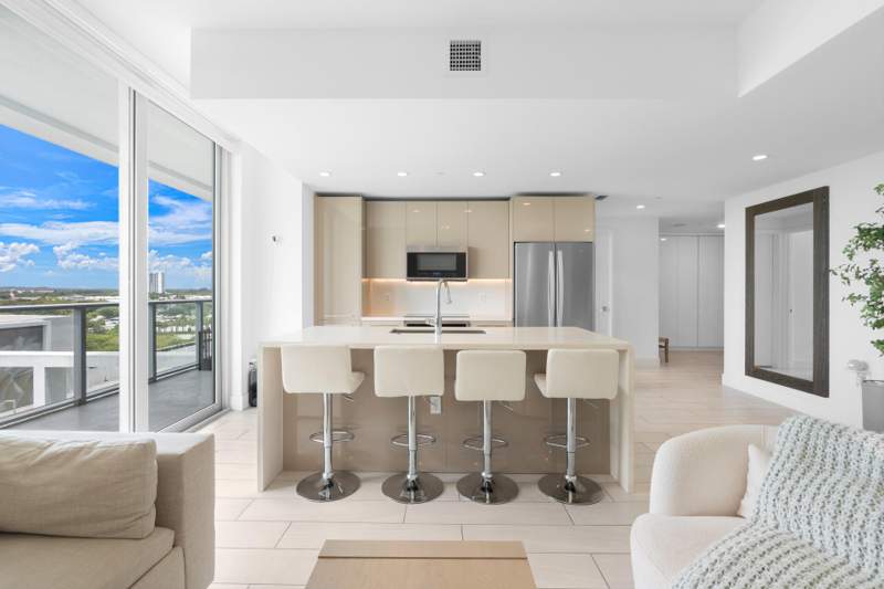 3 bedroom Condominium at 2000 Metropica Way #801, Metropica North Tower One, Sunrise — photo 5