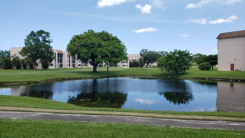 2 bedroom Condominium at 10180 NW 30th Court #109, Sunrise Lakes Phase 4, Sunrise — photo 3