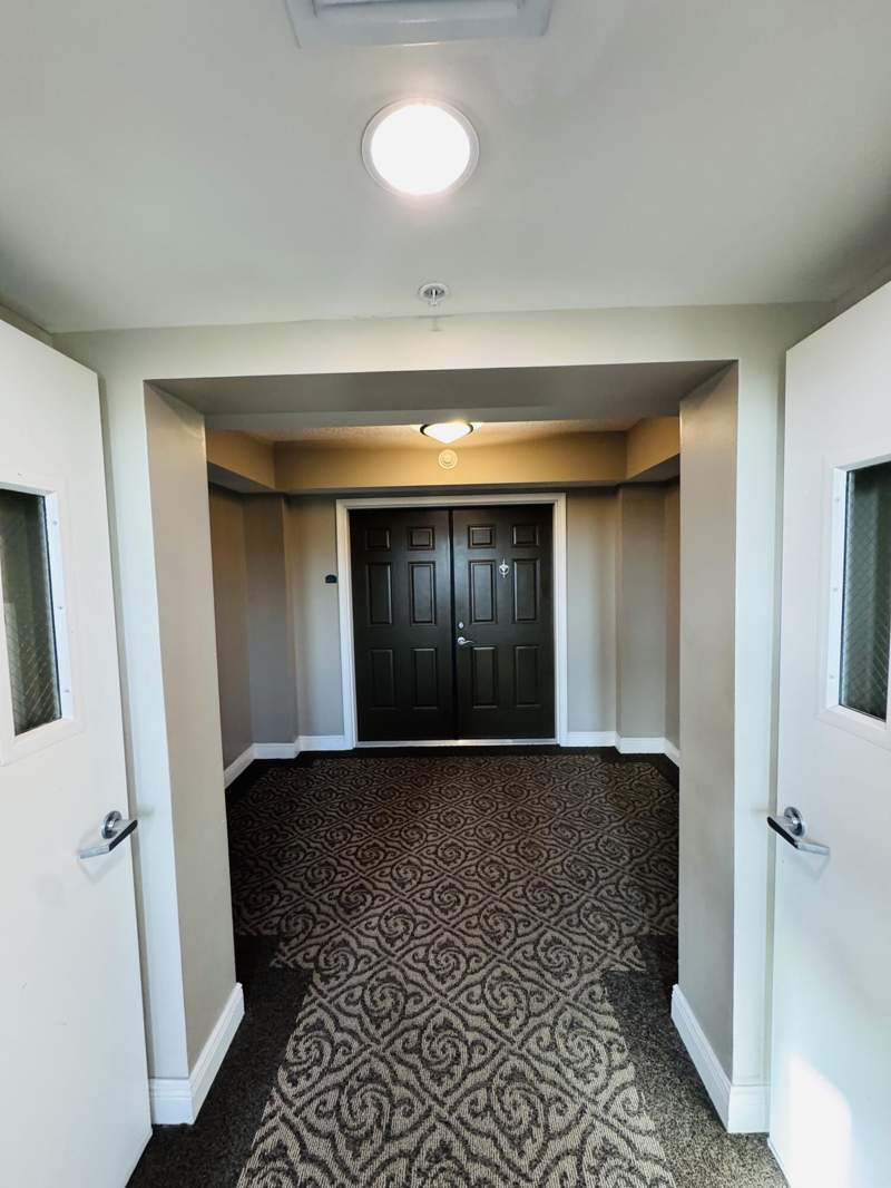 2 bedroom Condominium at 610 Clematis Street #812, 610 Clematis Condo, West Palm Beach — photo 3