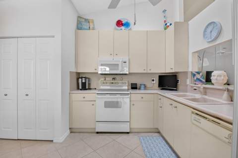 15340 Floral Club Road, Delray Beach FL - photo 10 of 43