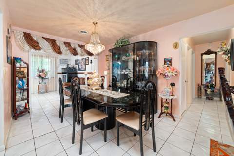 4460 NW 3rd Place, Plantation FL - photo 8 of 26