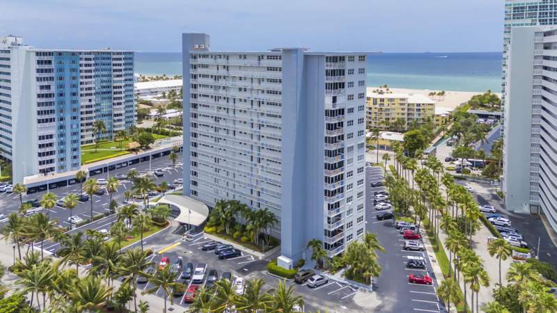 3 bedroom Stock Cooperative at 1920 S Ocean Drive #306, Atlantic Towers Co-Op, Fort Lauderdale — photo 2