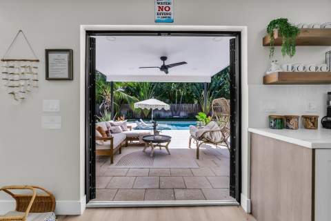 300 SE 8th Avenue, Deerfield Beach FL - photo 7 of 73