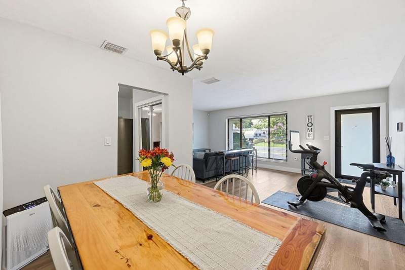 2 bedroom Single Family Residence at 8370 NW 26th Place, Sunrise Golf Village Sec 20, Sunrise — photo 5