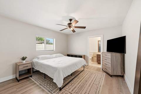 8370 NW 26th Place, Sunrise FL - photo 12 of 25
