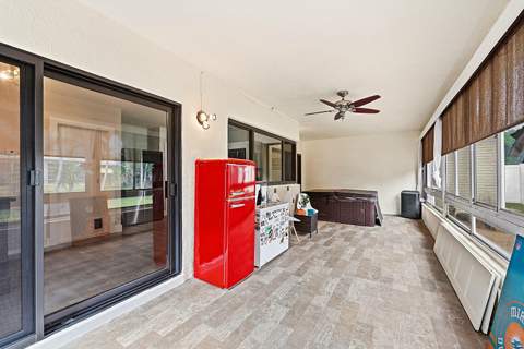 8370 NW 26th Place, Sunrise FL - photo 22 of 25