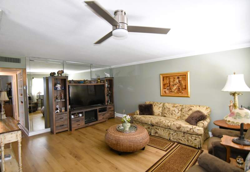 2 bedroom Condominium at 237 Saxony E, Kings Point Saxony Condos, Delray Beach — photo 4
