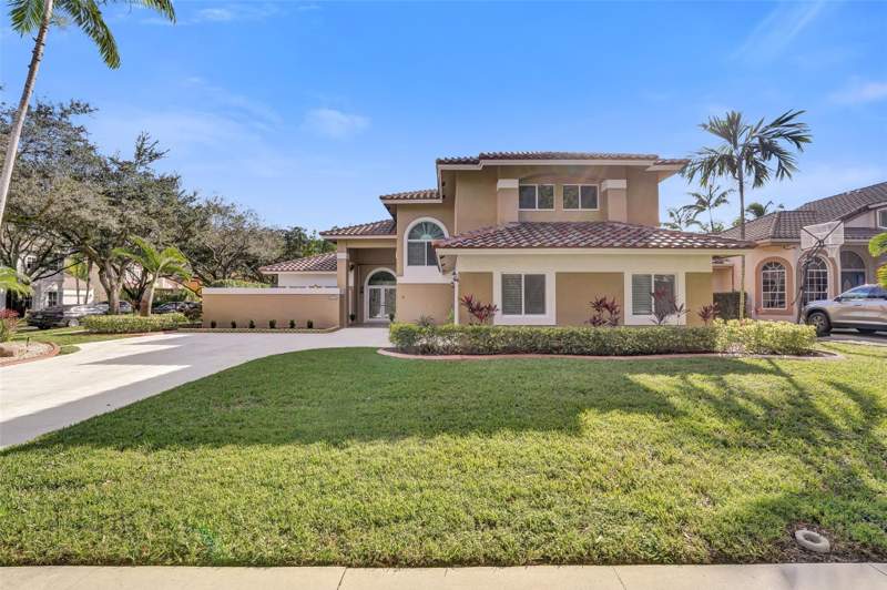 5 bedroom Single Family Residence at 11300 Knot Way, Rock Creek Phase Two, Cooper City — photo 4
