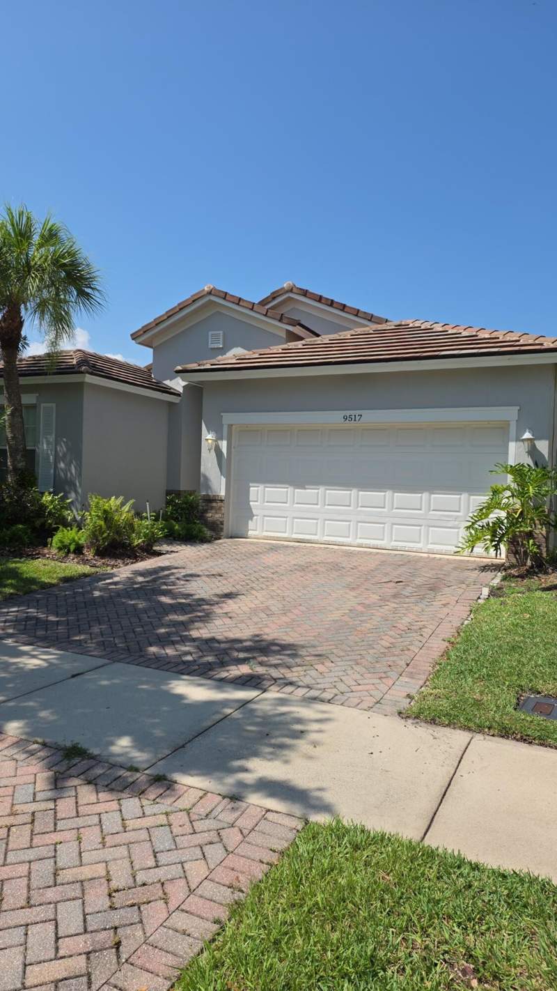 4 bedroom Single Family Residence at 9517 SW Flowermound Circle, Tradition Plat No 18, Port St. Lucie — photo 2