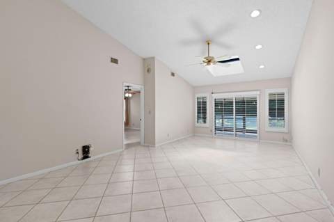 10044 Andrea Lane #A, Boynton Beach FL - photo 7 of 34