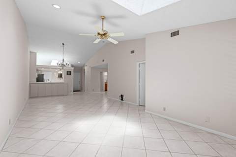 10044 Andrea Lane #A, Boynton Beach FL - photo 8 of 34