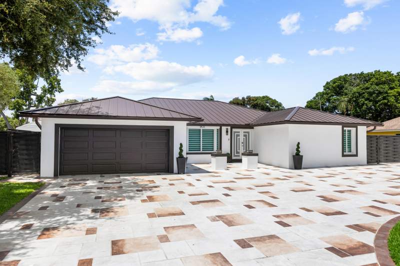 4 bedroom Single Family Residence at 1821 Carissa Road, Mango Lake, Lake Clarke Shores — photo 2