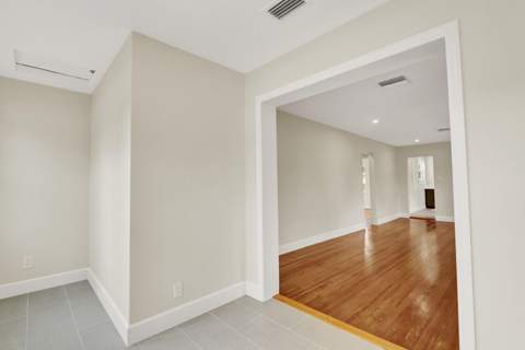 842 Selkirk Street, West Palm Beach FL - photo 23 of 28