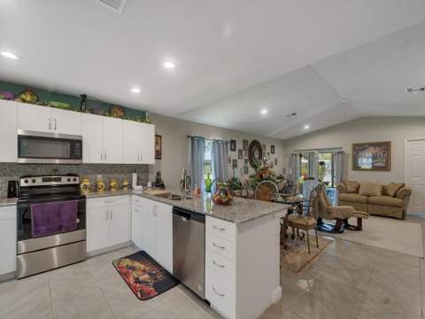 13951 Brazil Court, Fort Pierce FL - photo 10 of 46