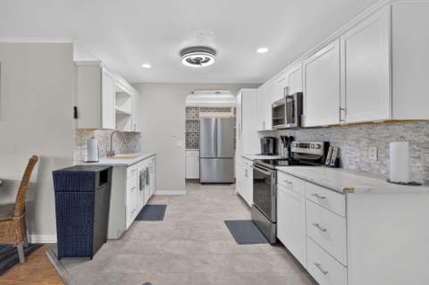 173 Mediterranean Boulevard, Port St. Lucie FL - photo 8 of 65