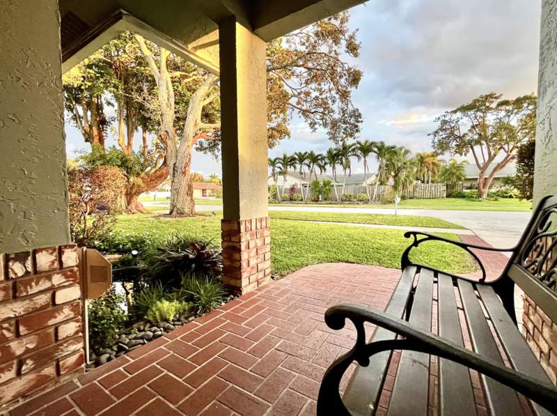 3 bedroom Single Family Residence at 2807 SW 13th Court, Crystal Heights, Deerfield Beach — photo 4