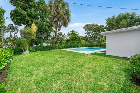 707 Sunset Drive, Lake Worth Beach FL - photo 17 of 19