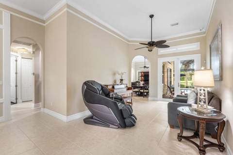 1853 Palisades Drive, West Palm Beach FL - photo 12 of 41