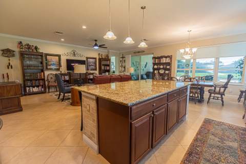 9612 SW Gum Tree Court, Port St. Lucie FL - photo 8 of 67