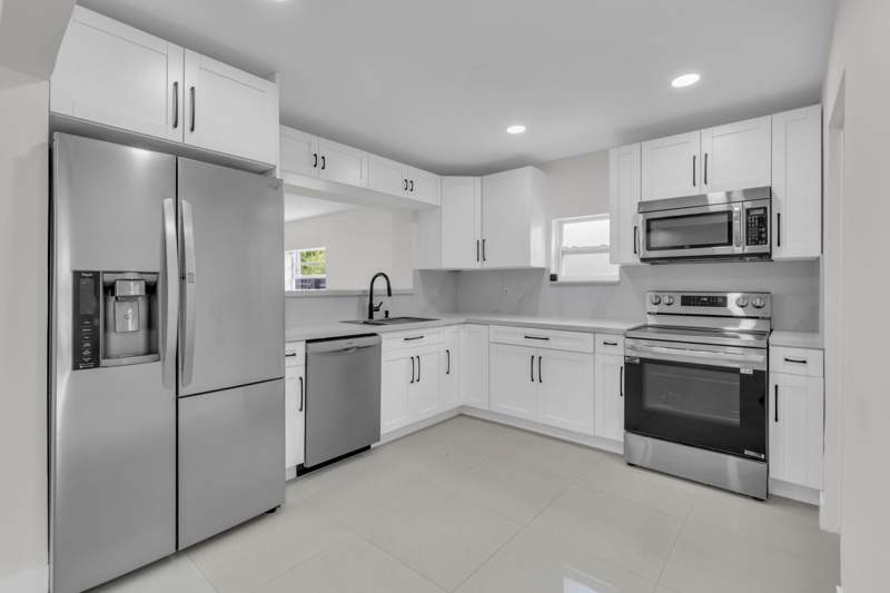 4 bedroom Single Family Residence at 3262 Pierce Street, Orangebrook Golf Estates, Hollywood — photo 5