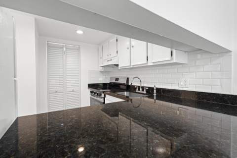 769 SE 1st Way #85, Deerfield Beach FL - photo 19 of 52