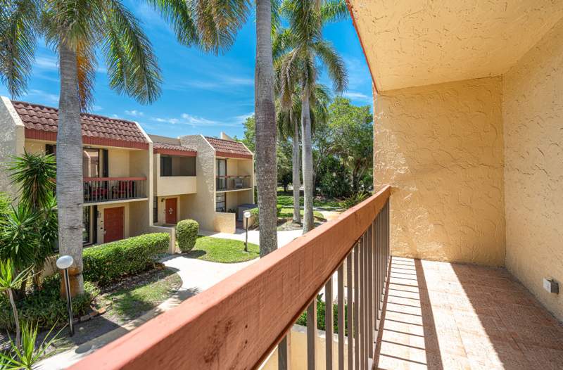 2 bedroom Townhouse at 769 SE 1st Way #85, Vista Gardens I Condo, Deerfield Beach — photo 5