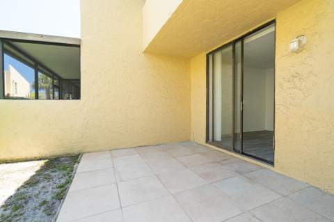 769 SE 1st Way #85, Deerfield Beach FL - photo 7 of 52