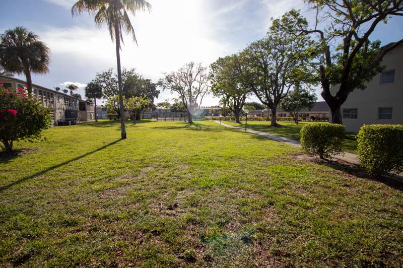 1 bedroom Condominium at 550 NW 77th Avenue #204, Oriole Gardens Two 42 Condo, Margate — photo 2