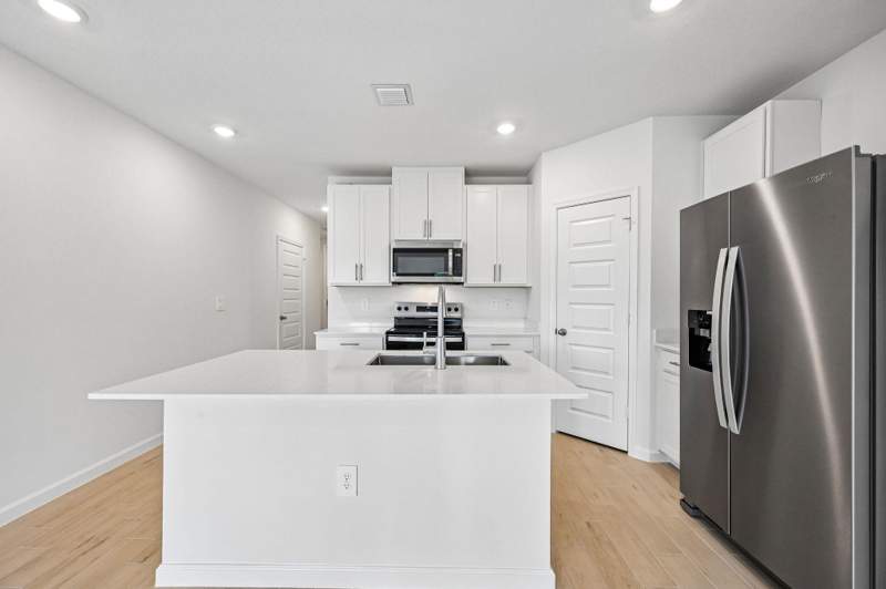 3 bedroom Townhouse at 12977 SW Forli Way, Central Park, Port St. Lucie — photo 5