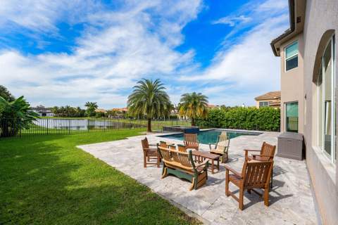 9173 Oak Alley Drive, Lake Worth FL - photo 12 of 56