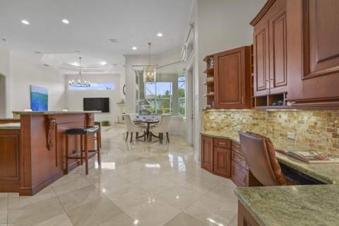 12809 Mizner Way, Wellington FL - photo 18 of 76