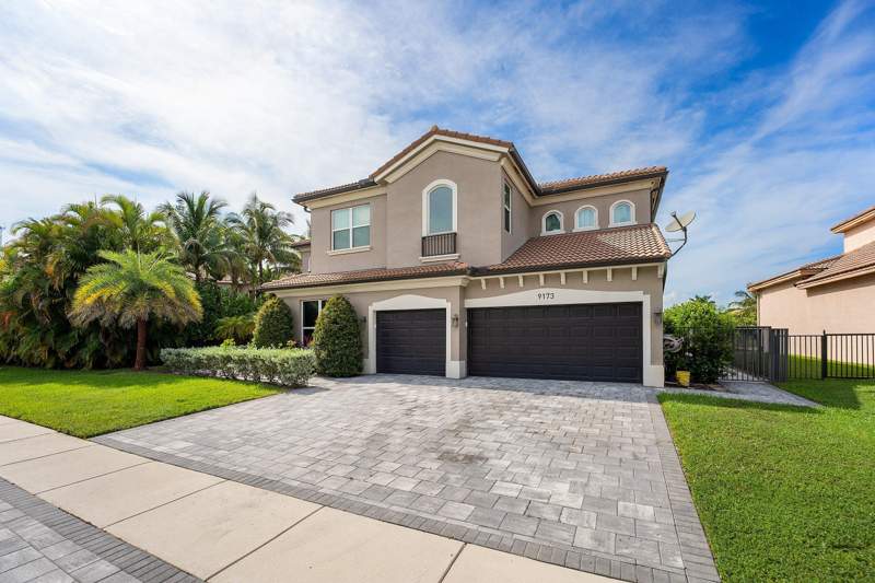 5 bedroom Single Family Residence at 9173 Oak Alley Drive, Country Cove Estates, Lake Worth — photo 2
