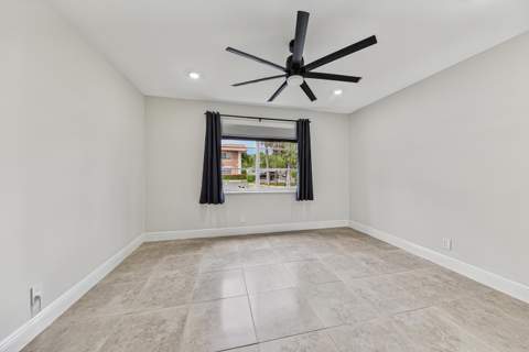 9 NE 19th Court #C112, Wilton Manors FL - photo 15 of 35