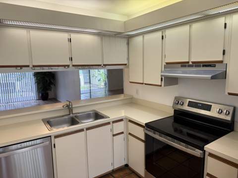 6238 Riverwalk Lane #7, Jupiter FL - photo 7 of 32