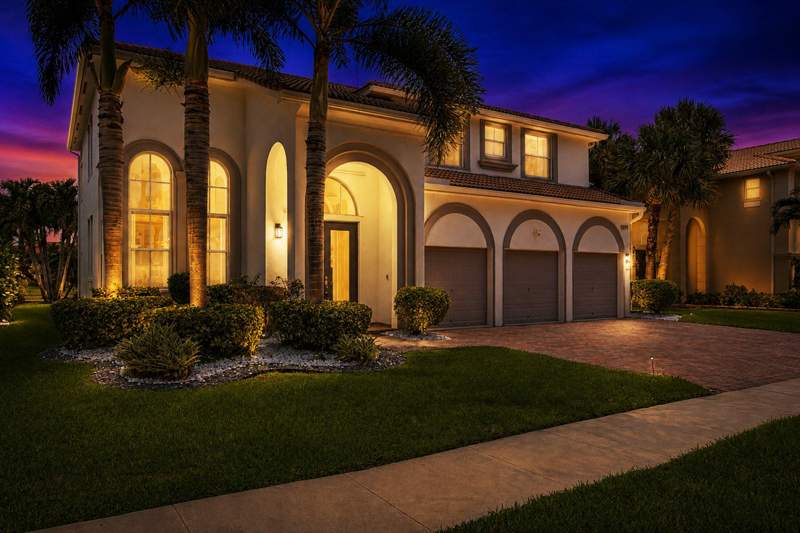 6 bedroom Single Family Residence at 9599 Shepard Place, Thomson, Wellington — photo 2