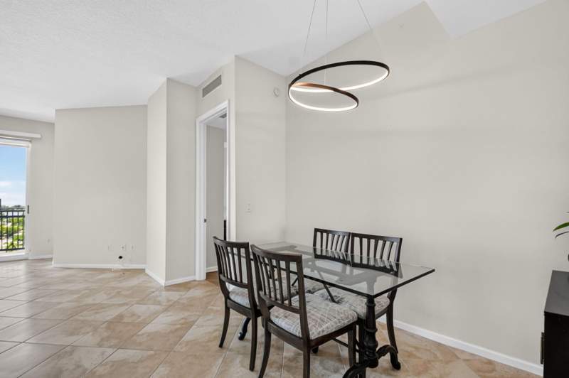 2 bedroom Condominium at 403 S Sapodilla Avenue #706, Metropolitan Condo, West Palm Beach — photo 5