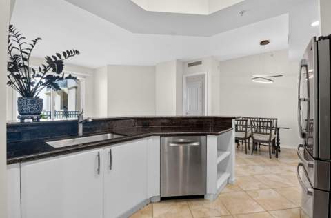 403 S Sapodilla Avenue #706, West Palm Beach FL - photo 11 of 55