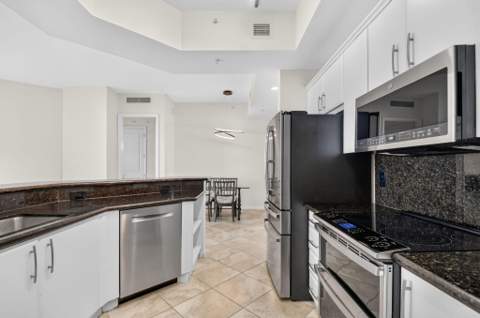403 S Sapodilla Avenue #706, West Palm Beach FL - photo 12 of 55