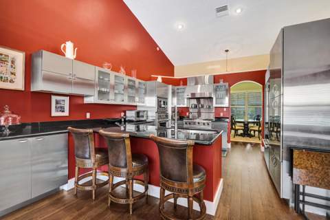 2760 Tecumseh Drive, West Palm Beach FL - photo 12 of 47