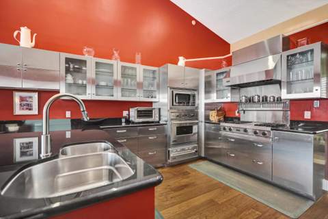 2760 Tecumseh Drive, West Palm Beach FL - photo 11 of 47