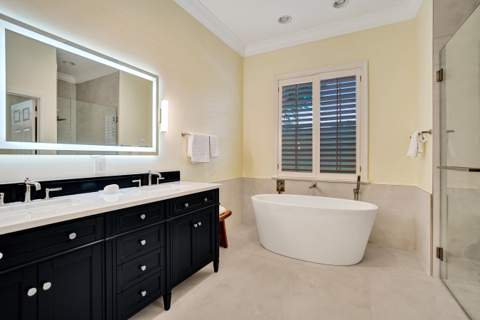 2760 Tecumseh Drive, West Palm Beach FL - photo 21 of 47